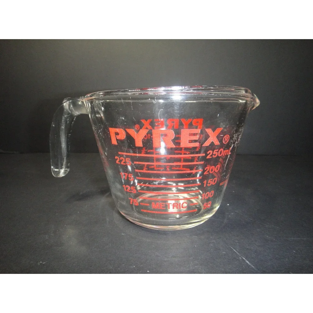 Vintage Pyrex #508 1 Cup 8oz 250ml Glass Measuring Cup Red Lettering Made in USA